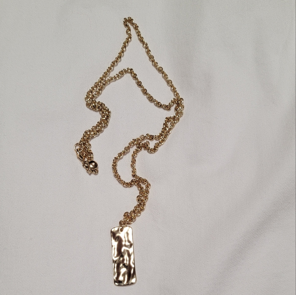Chain with rectangular pendant - Picture 2 of 4